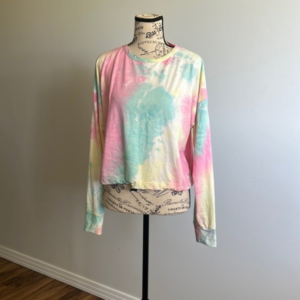 Ardene Tie Die Long Sleeve Crop Top  size Medium
